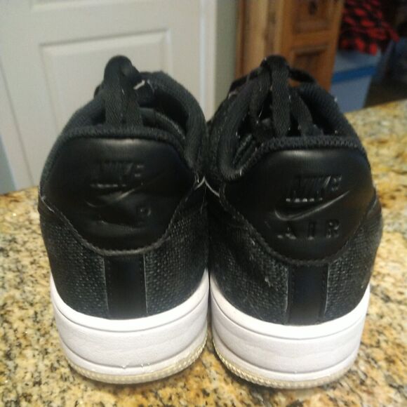 Nike Air Force 1 Running Basketball Flyknit Black 820256-001 MENS 9.5 main image 8